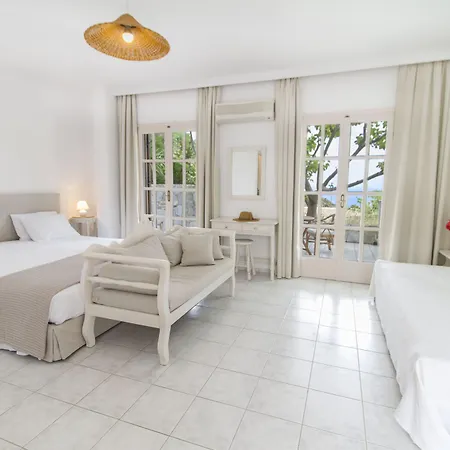 Petrino بيت ضيافة Ambrami