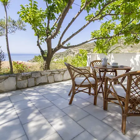 بيت ضيافة Petrino Ambrami