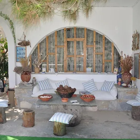 佩特里诺酒店 3* Ambrami